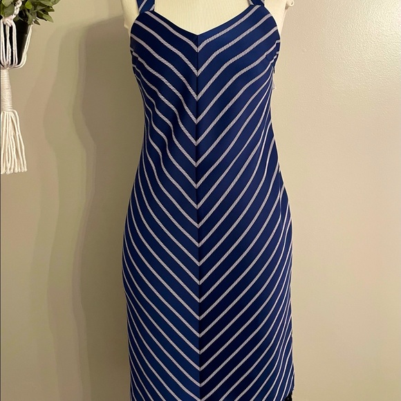 NWT Banana Republic navy and white dress - Picture 1 of 9